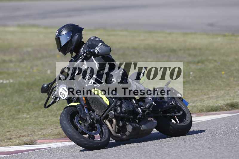 /01 02.04.2026 MAZ ADR/Gruppe gelb Gruppe gruen/81